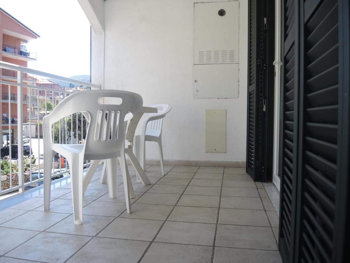 Gli Archi Nel Golfo Apartment San Terenzo Luaran gambar