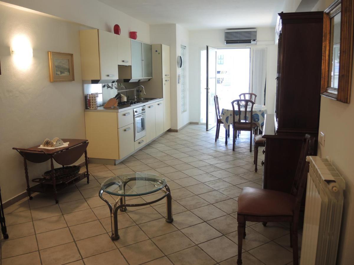 Gli Archi Nel Golfo Apartment San Terenzo Luaran gambar